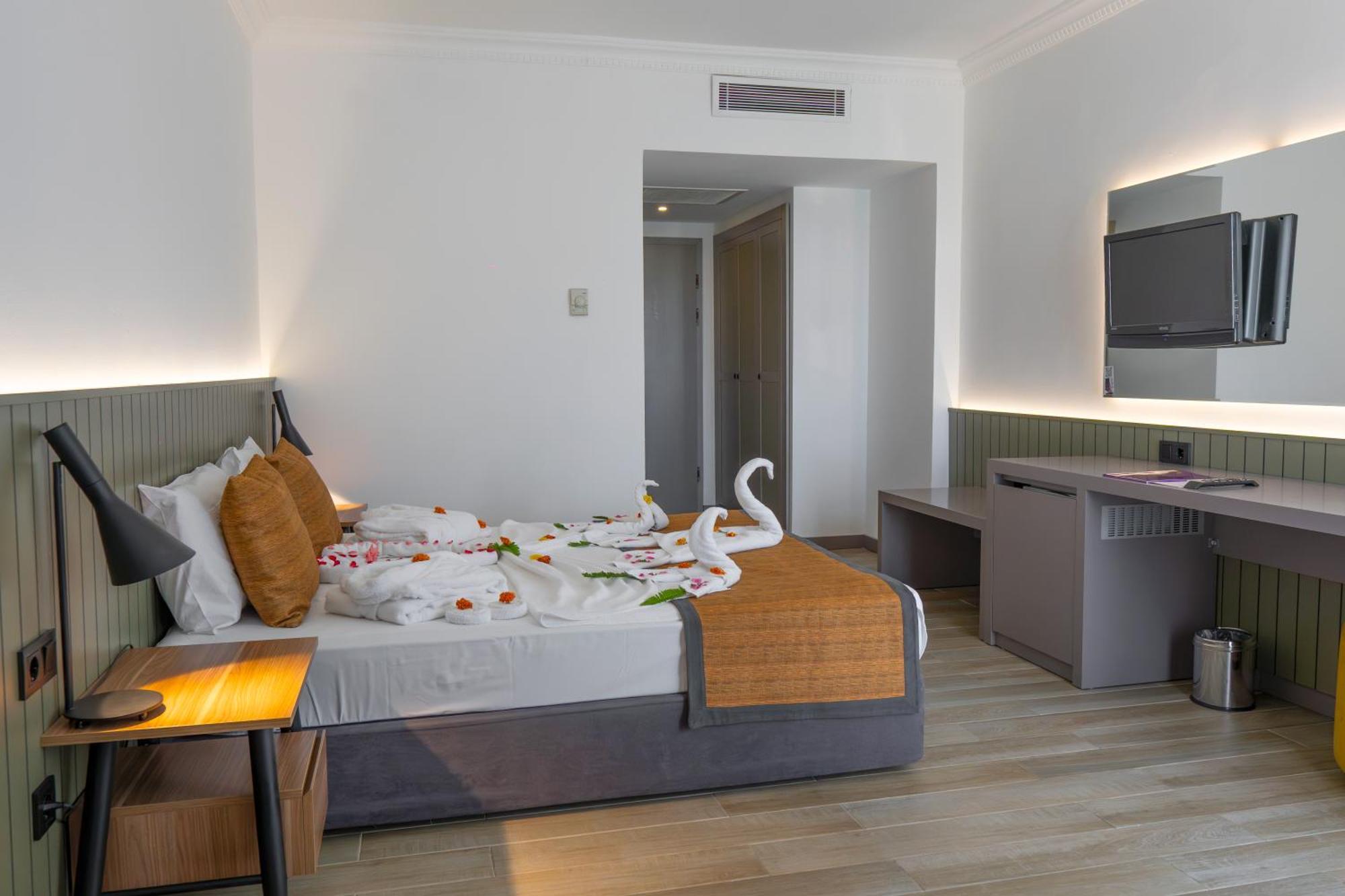 Queen'S Park Goynuk Hotel Kemer Eksteriør billede