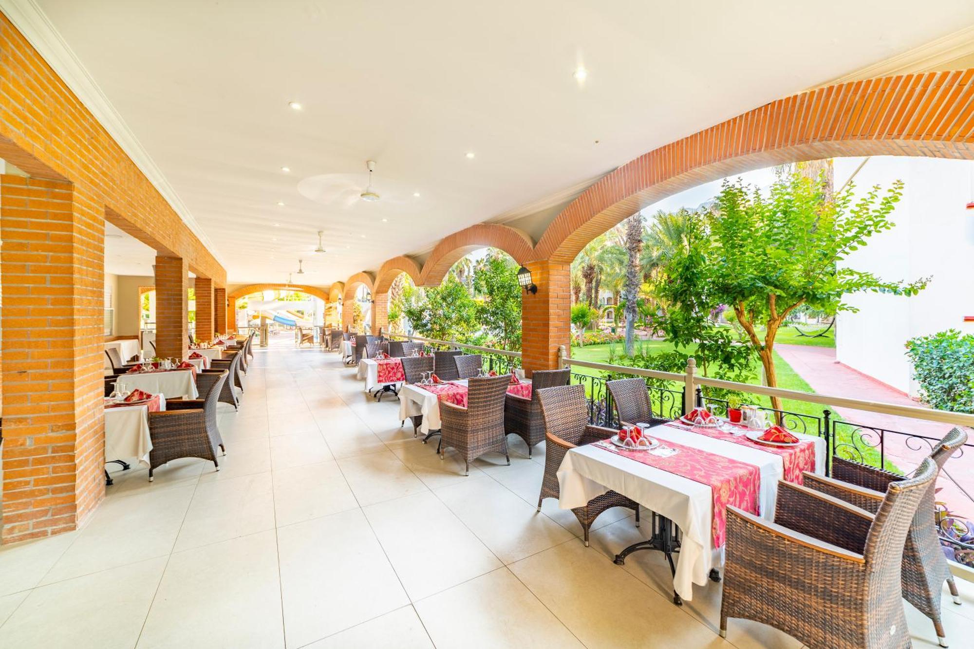 Queen'S Park Goynuk Hotel Kemer Eksteriør billede